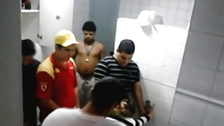ملوك الواقع: سخيف الحمار جنيف لابيلوتشي في سرير وردي في جديد سكس مترجم Porn HD